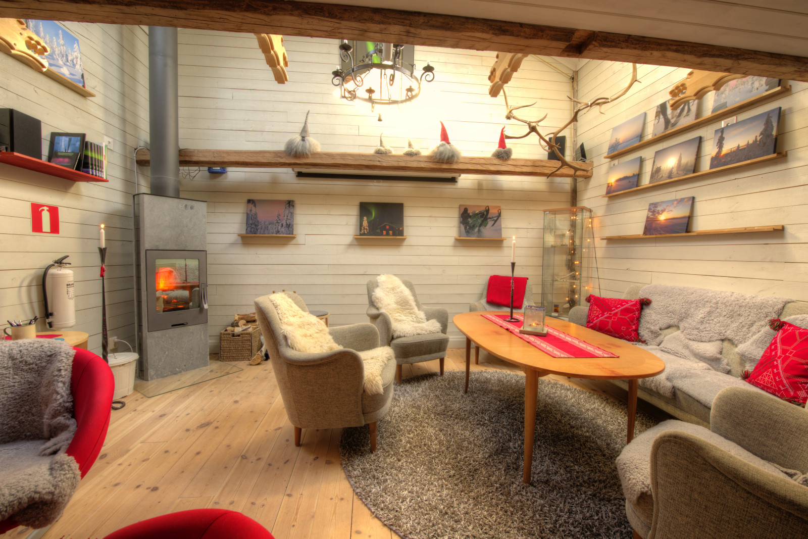 inside the Northern Lights Lodge