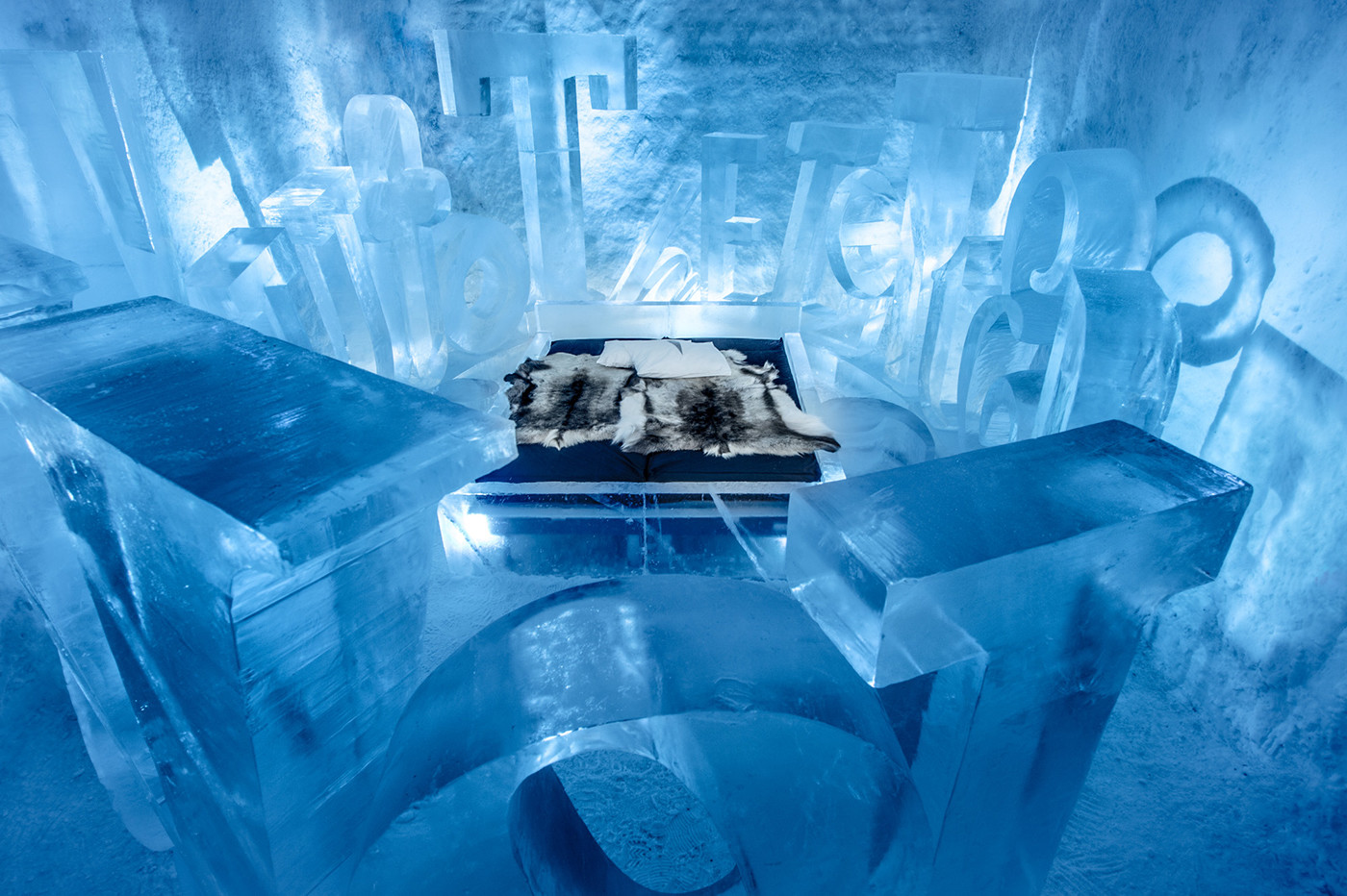 Art Suite at Ice Hotel
