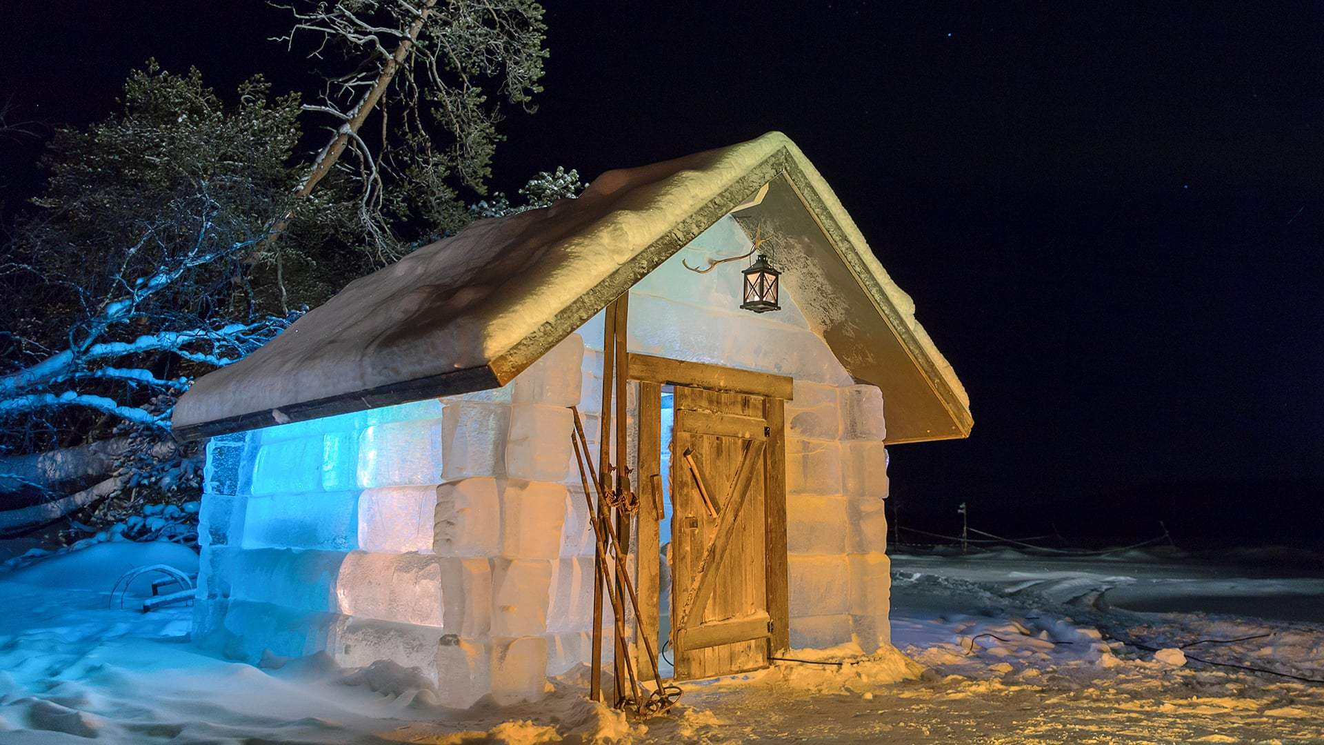 Apukka Ice Sauna Building