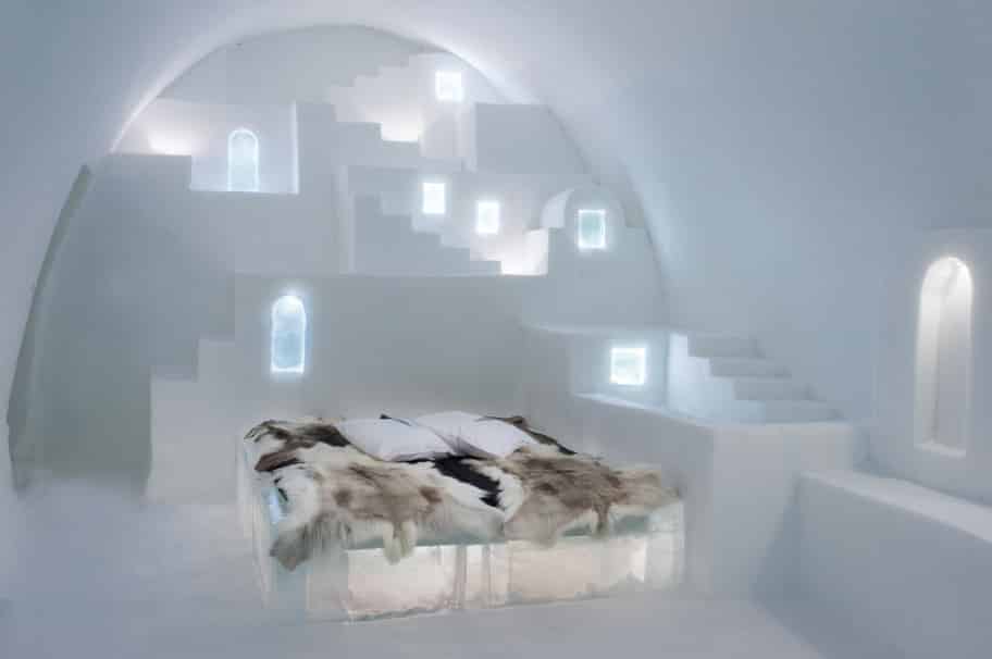 small white santorini ice design