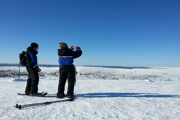 Nellim Snowshoeing