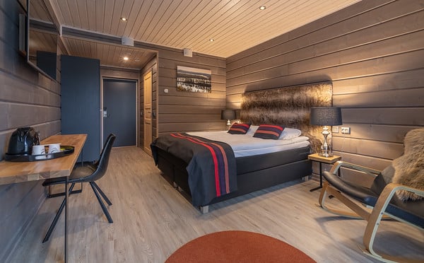 Inari_Wilderness_room1-M