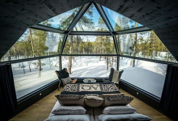 4 nights at Aurora Queen Resort