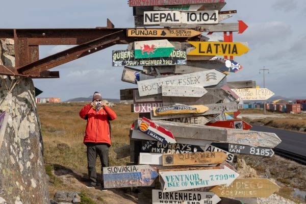 Signs_Stanley_Falkland_Islands_HGR_134796_Photo_Genna_Roland