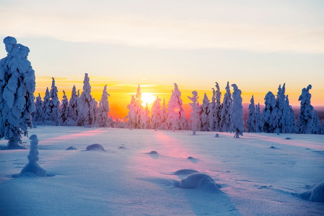 Kakslauttanen Sunset January