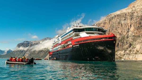 13 Day Grand Greenland Cruise – The Icy Giants of Disko Bay