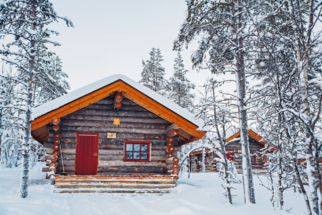 Kakslauttanen Westi Village small cabin outside