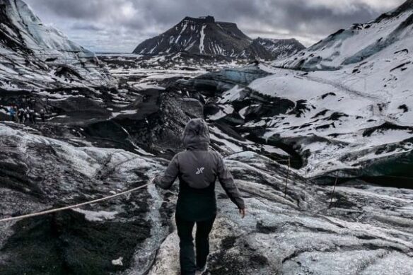 Fly Direct to Iceland